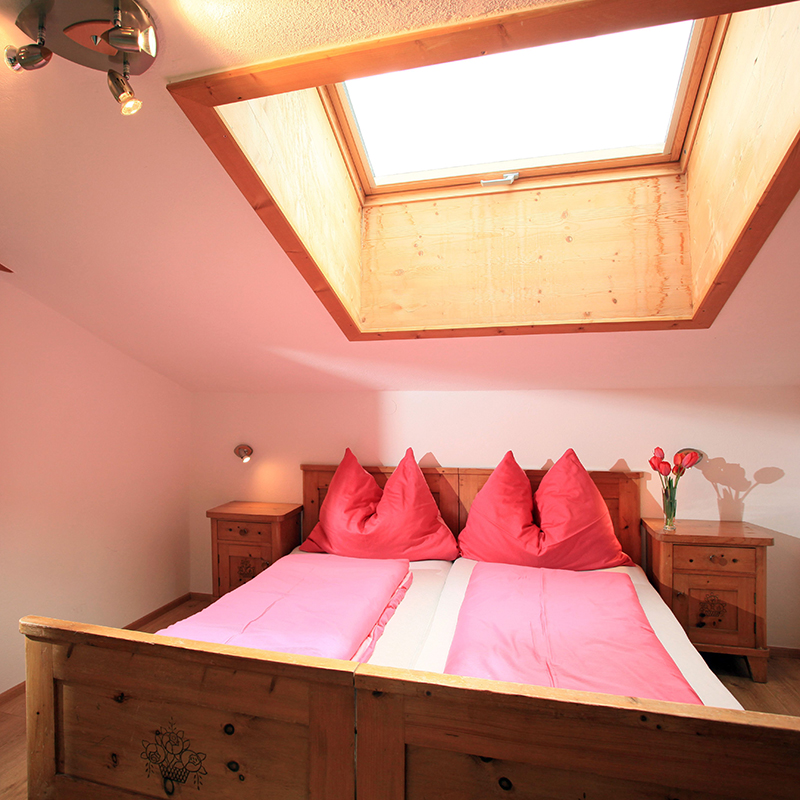 Ferienwohnung Hahnenkammblick Dachfenster